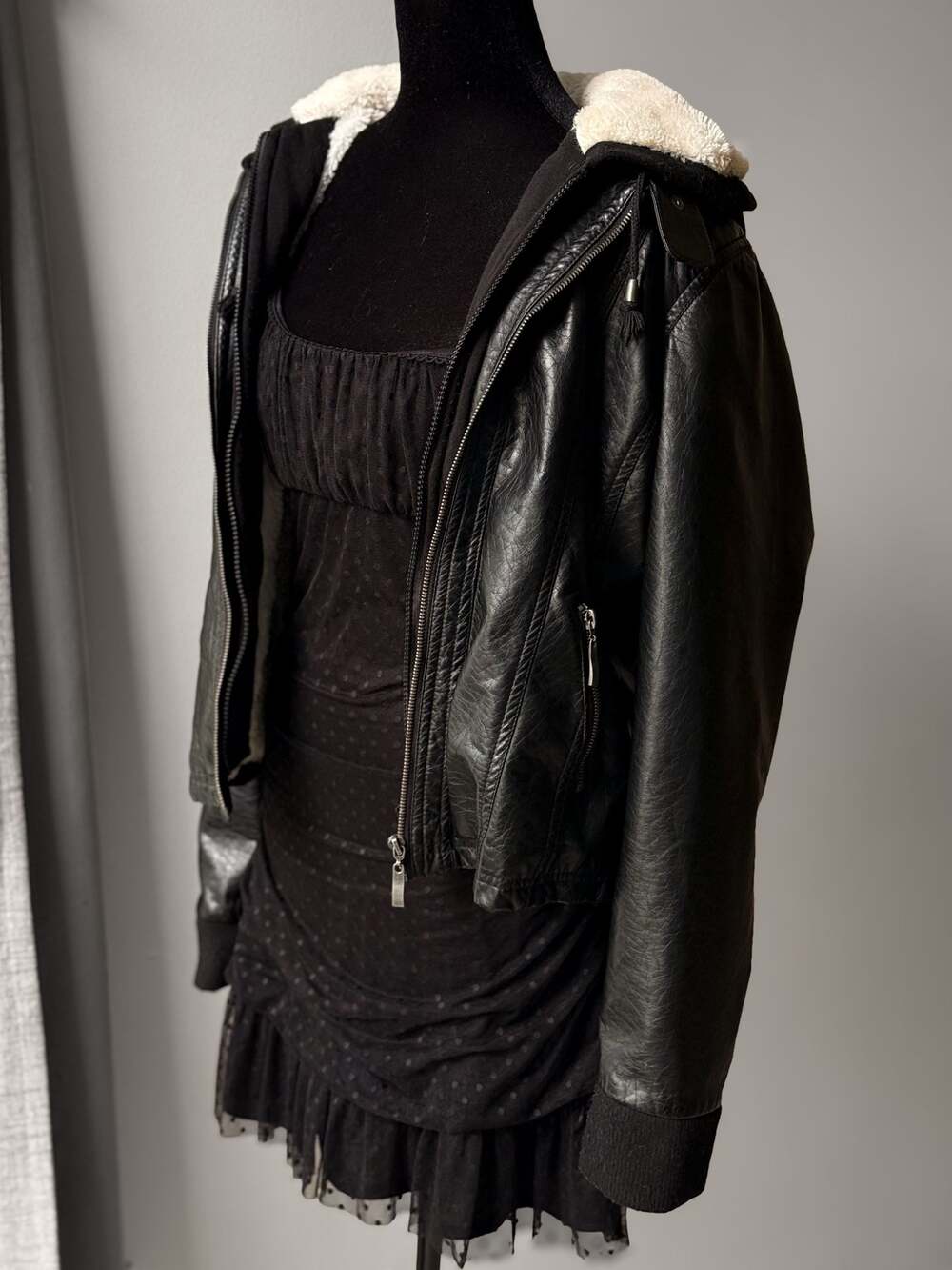 Hot Topic Womens Faux Leather Sherpa Lined Hooded Jacket Size XL